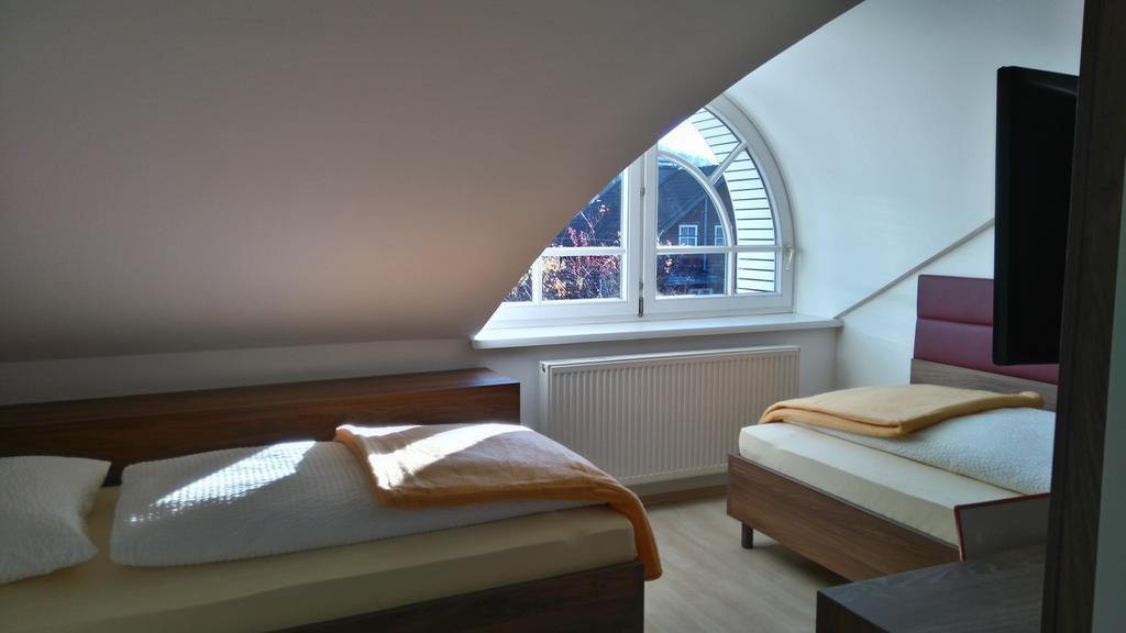 Pension Elisabeth - Rooms & Apartments Salzburgo Exterior foto